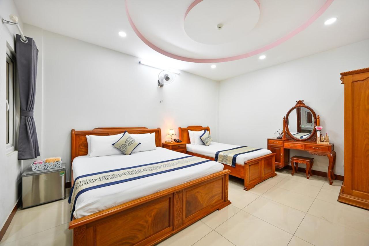 Sky Star Hotel โฮจิมินห์ซิตี้ ภายนอก รูปภาพ