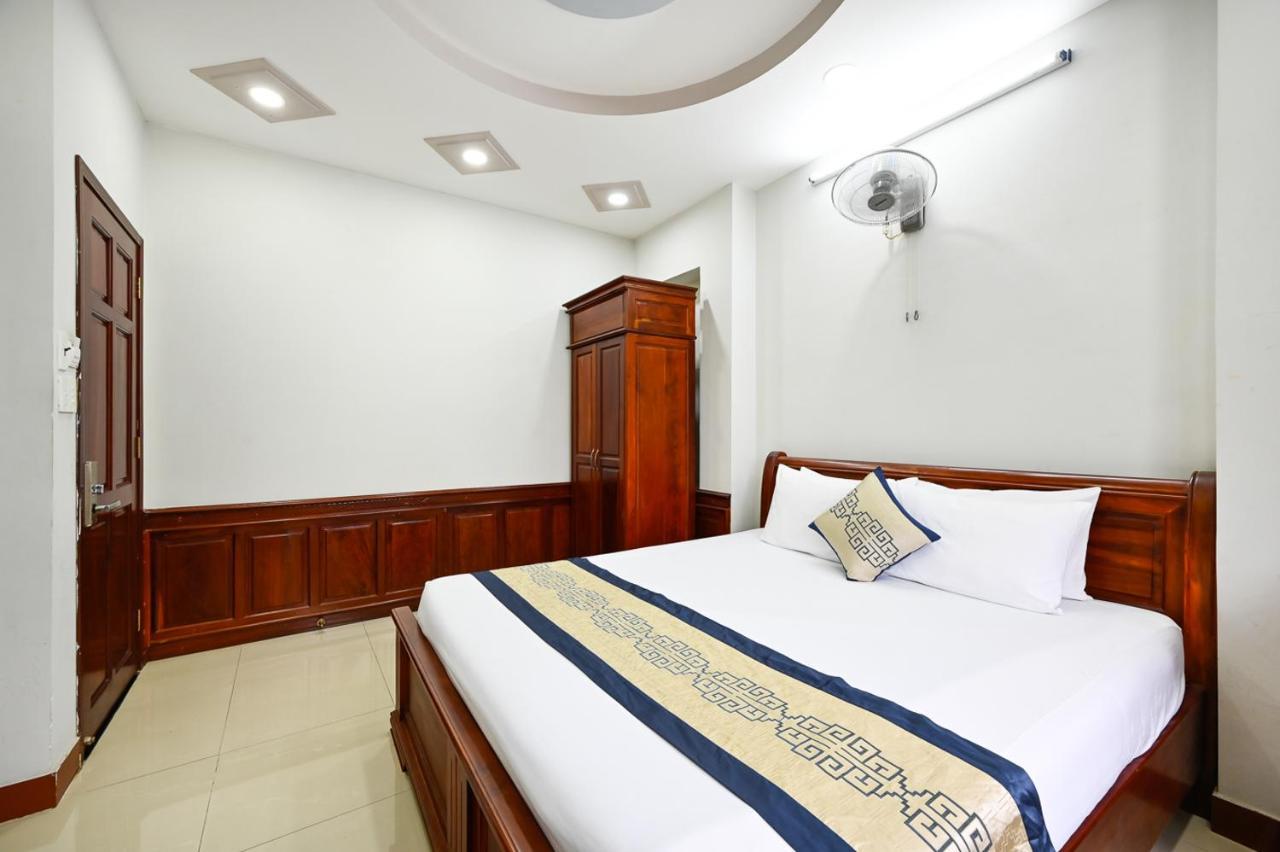 Sky Star Hotel โฮจิมินห์ซิตี้ ภายนอก รูปภาพ