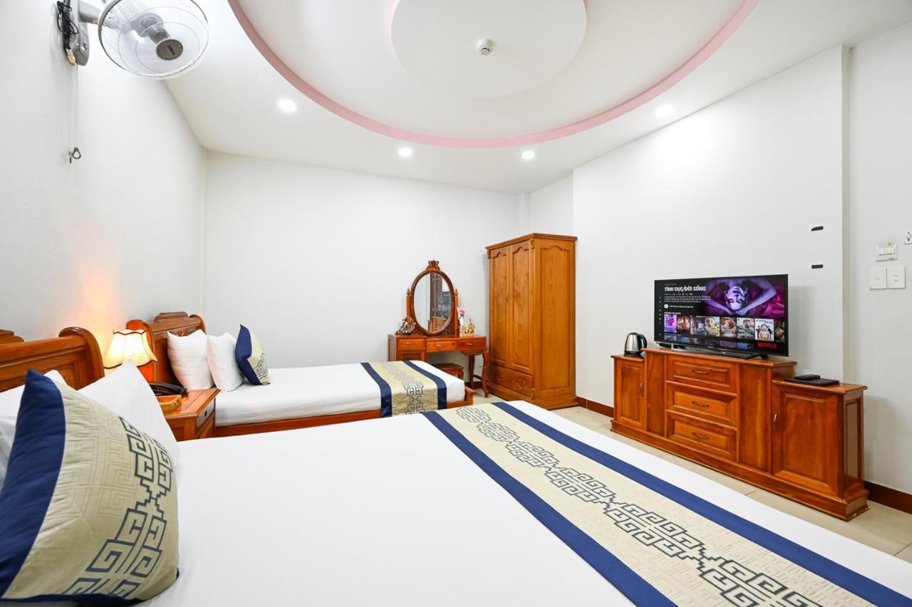 Sky Star Hotel โฮจิมินห์ซิตี้ ภายนอก รูปภาพ